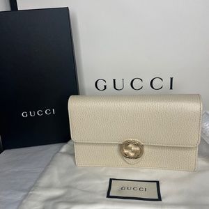 Gucci Wallet On Chain Interlocking Calfskin Leather In Ivory